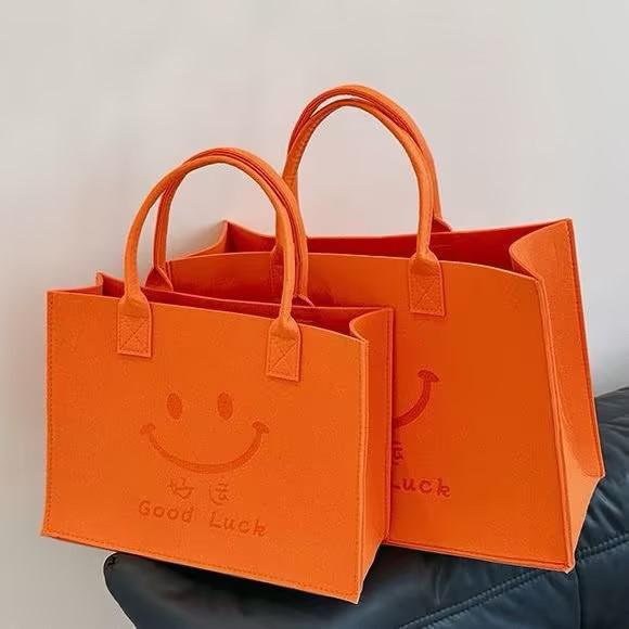 

Large Capacity Felt Tote Bag for Commuting and Company Logo Promotion 30*20*17