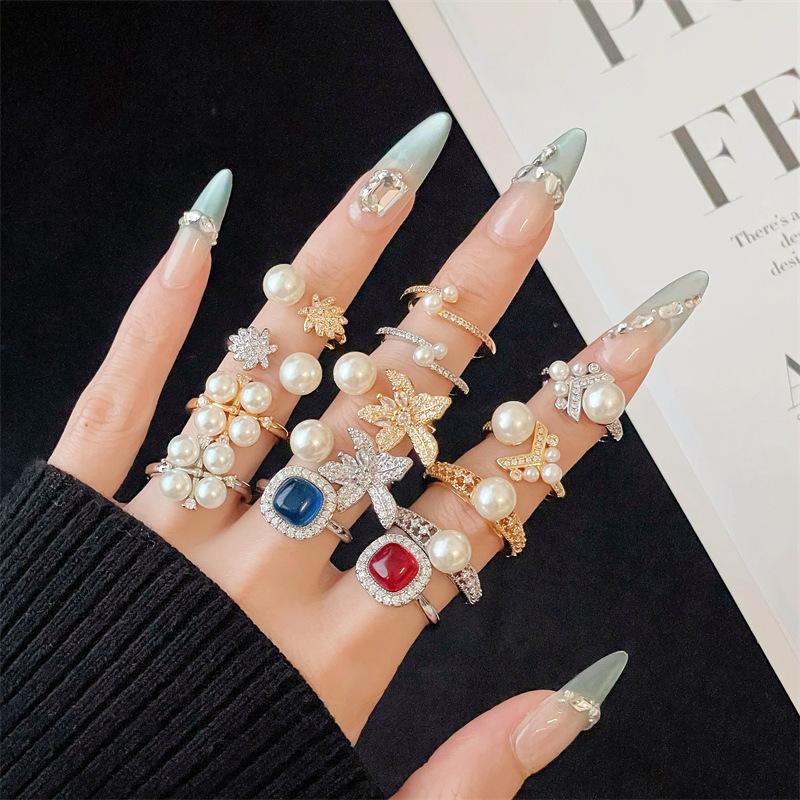 Blumenperlenring Mikroeinlage Zirkon Nischen-Design Leichter Luxus Hochwertiger Ring Offener Zeigefingerring