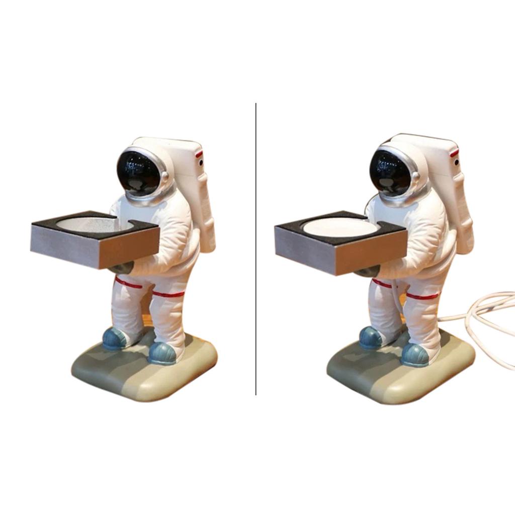 Creative Astronaut Support Bracket Cartoon Space Man Support Bracket Resin Artwork
