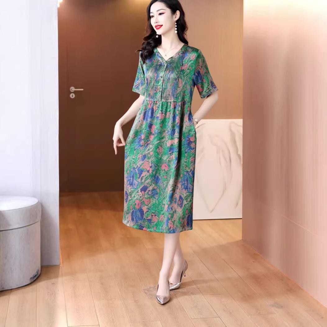 

Thirteen Rows Women s Satin Print Casual Dress, Slimming Fit for Middle-Aged Moms, Short Sleeve L зелёный