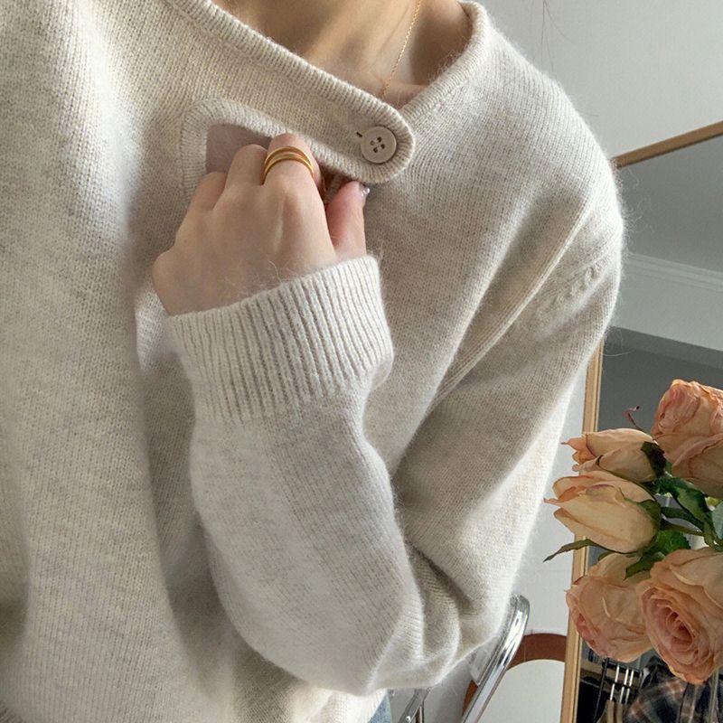 Zimowy damski gruby sweter wkładany przez głowę z dekoltem w serek zapinany na guziki, z regularnymi ramionami, jako warstwa bazowa, sweter o luźnym, leniwym stylu, do noszenia pod spód, dzianinowa góra