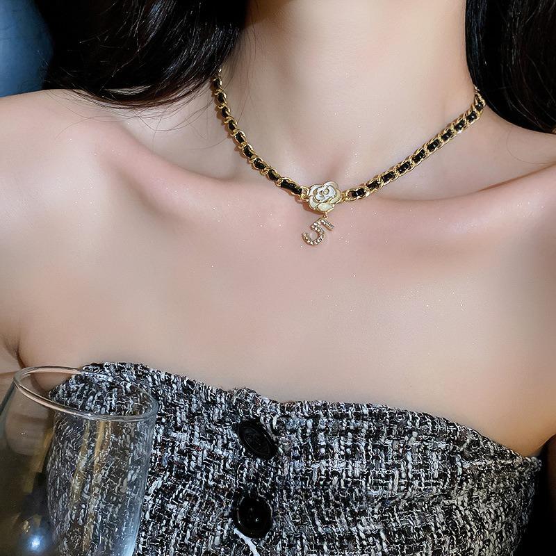 Leather Black Chain Necklace Fashion Personality Temperament Women Niche Sense Design Retro Necklaces Creative Jewelry Gifts