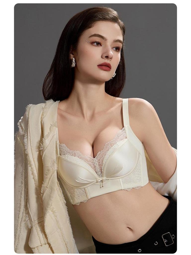 Satinspitze Push-Up-BH: Kabellose, formende Unterwäsche mit verstellbarer Passform für kleine Oberweiten