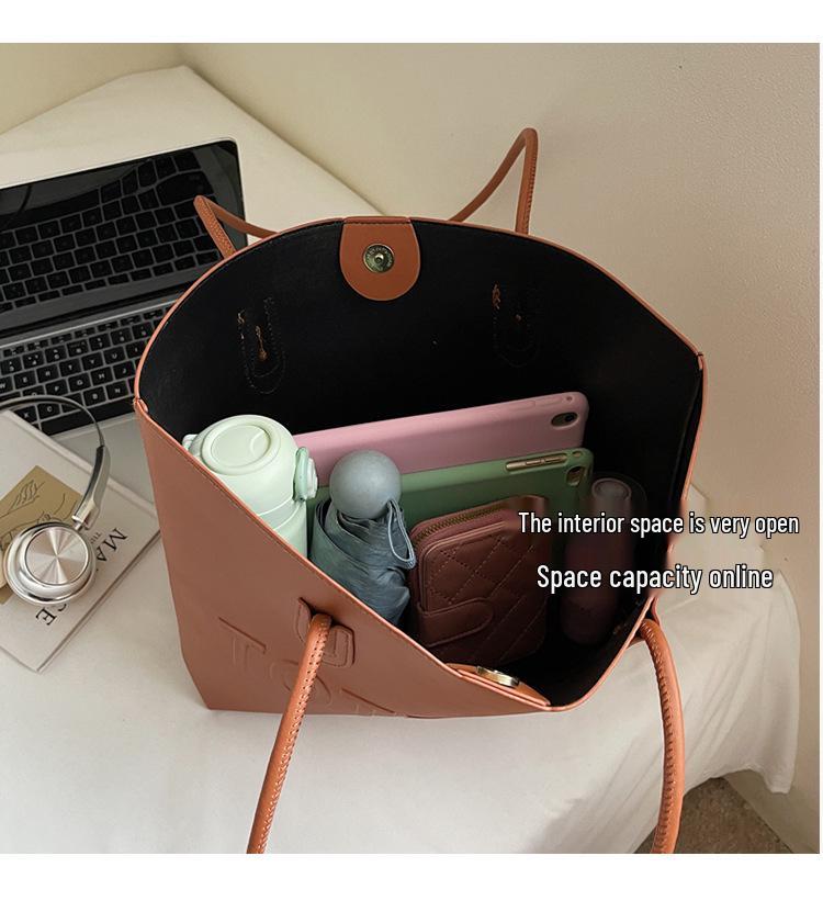 2025 Large Capacity Women's Retro Crossbody Tote Bag - Trendy Autumn Commute Handbag for College Students