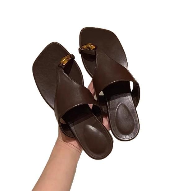 French flat-bottomed set of toe cool slippers for women's 2025 summer new outer wear, toe square head versatile casual open-toe cool slippers