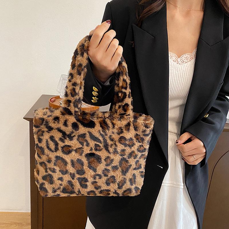 Leopard Print Plush Handbag Soft Fluffy Tote Bag Stylish Shoulder Bags for Women Daily Use Winter Plush Far Totes KTY