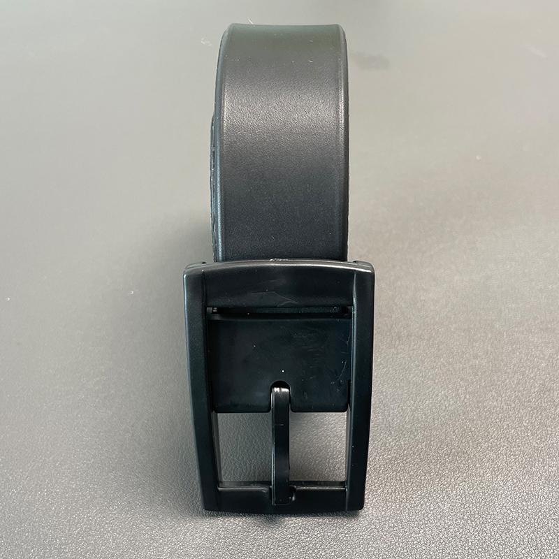 Nuove Cinture Per Uomo Donna Colori Uni Caramella Gomma Siliconica Pelle Forma Ondulata Fibbia in Plastica Cintura Carina Senza Metallo