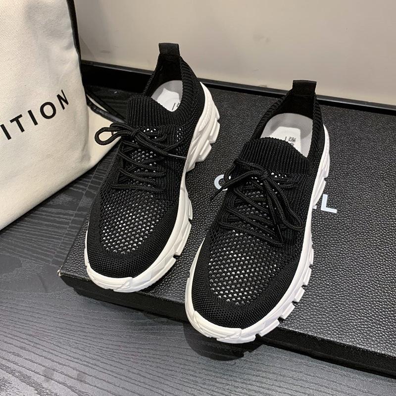Chaussures d'été en maille pour femmes, respirantes, à semelles épaisses, chaussures paresseuses à enfiler, nouveauté 2024, chaussures de course rétro respirantes en maille tissée
