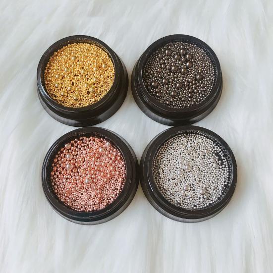 Margele 3D metal argintiu si aur negru