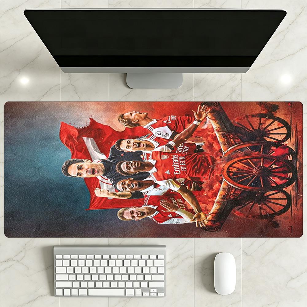 Arsenal Football Player Large Mouse Pad Desk Mat Computer Desk Mat Non-Slip Rubber Base Perfect for Office Desktop Supplies School Home