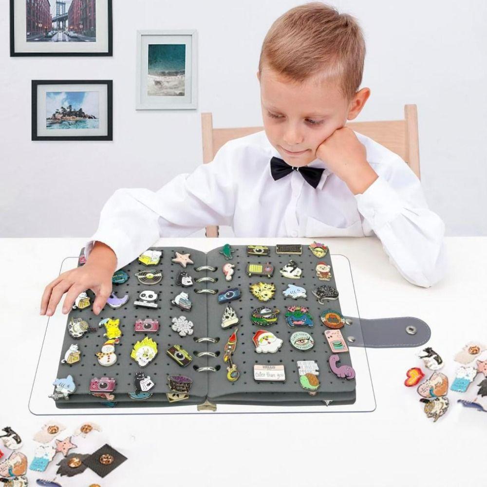 Platzsparende Broschen-Display-Tafel Staubdichtes Abzeichen-Sammelbuch Schmuck-Organizer