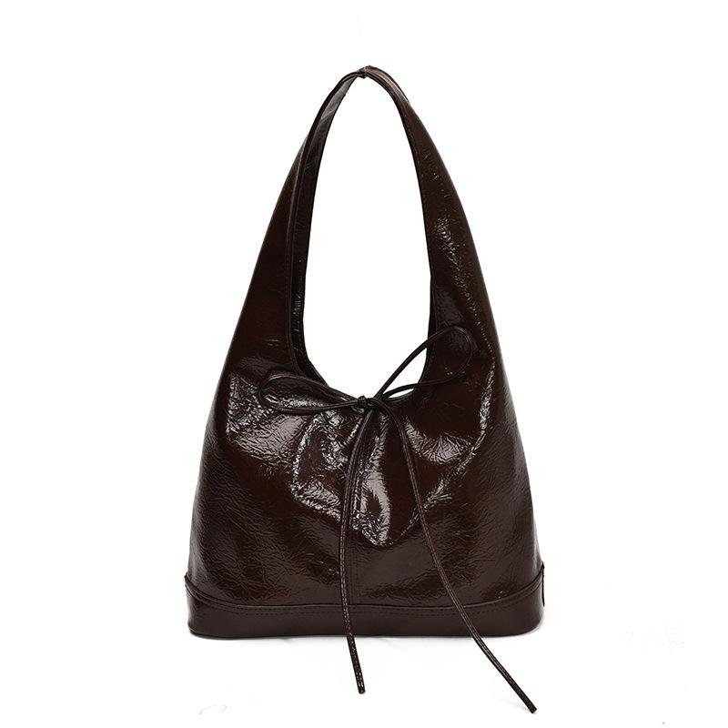 Underarm bag texture large capacity tote bag new spring and autumn tide shoulder bag fashion casual bag
