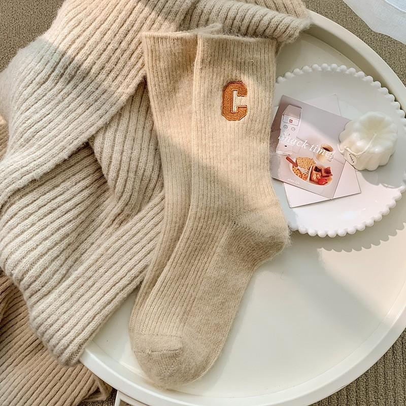 Woolen Socks for Women In Autumn and Winter, Long Thigh-high Socks with Fleece and Thickening for Warmth, Pile Socks, Loose C-shaped Mid-calf Socks