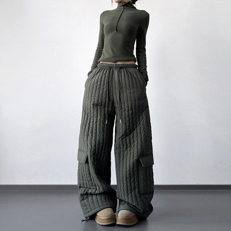 

Женские зимние рабочие брюки в корейском стиле 2025 года, стеганые, с карманами - Прямой крой, теплые и стильные. S армия зеленый