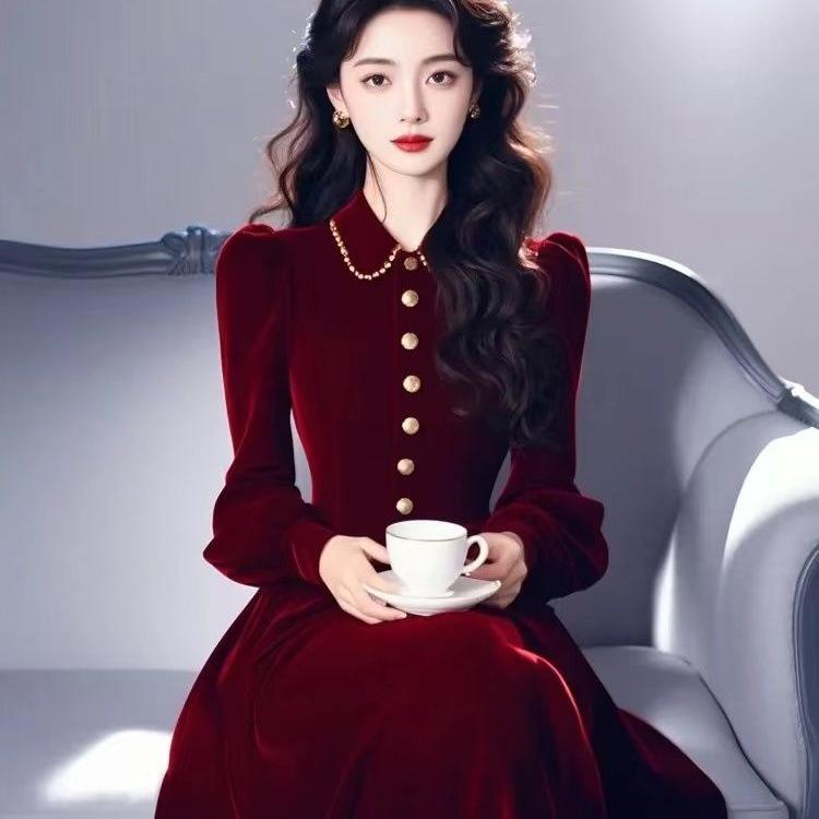 2025 Winter Heiress Style Formal Gown: French Burgundy Velvet Long Dress for Annual Meetings