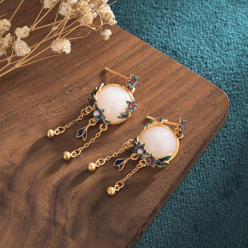 

Серьги винтажные золотистые с перегородчатой эмалью Айюань и имитацией нефрита хетан