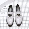 Mode Britischen design herren casual hochzeit party formale kleid lackleder schuhe sommer oxfords schuh schwarz weiß quasten loafers männlichen