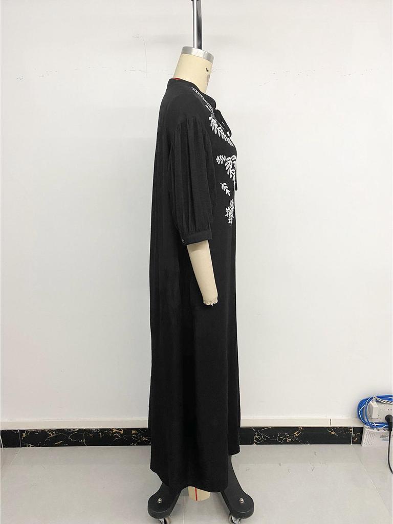 2026 Summer European & American Ethnic-Style Loose Embroidered Five-Sleeve Dress
