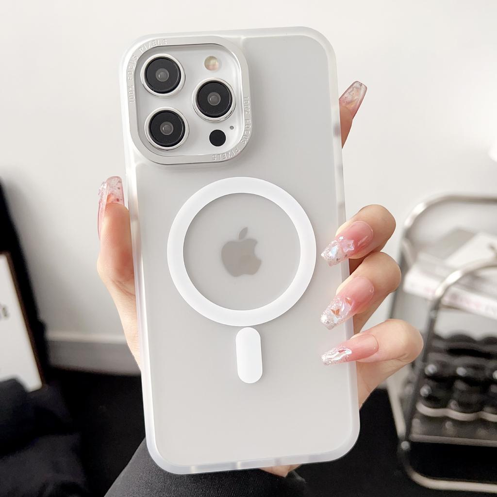 Strong Magnetic Attraction Is Suitable for Apple 14PROMAX Phone Cases, IPhone15 Matte Phone Cases 13