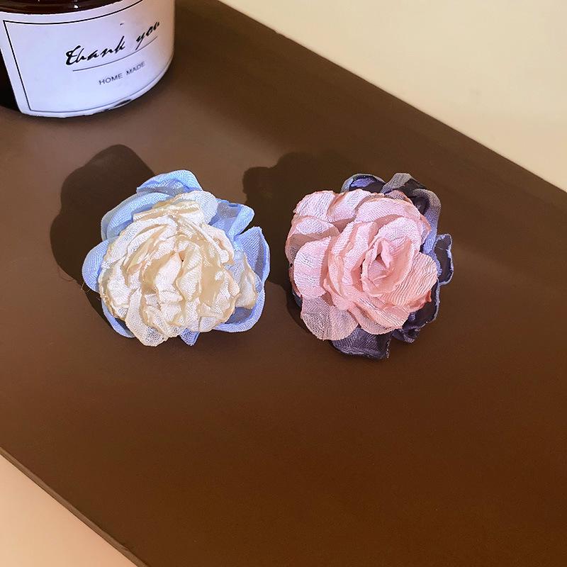 Silver Needle Heart Resin Flower Mesh Earrings: Luxurious, Sweet, Fresh, and Elegant Mori-Style Women's Jewelry