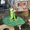 Unique Outdoor Landscaping Gift Floating Frog Statue, Lotus Leaf Fishing Figurine, Cute Resin Figurine Ornament for Fish Tank Aquarium Garden