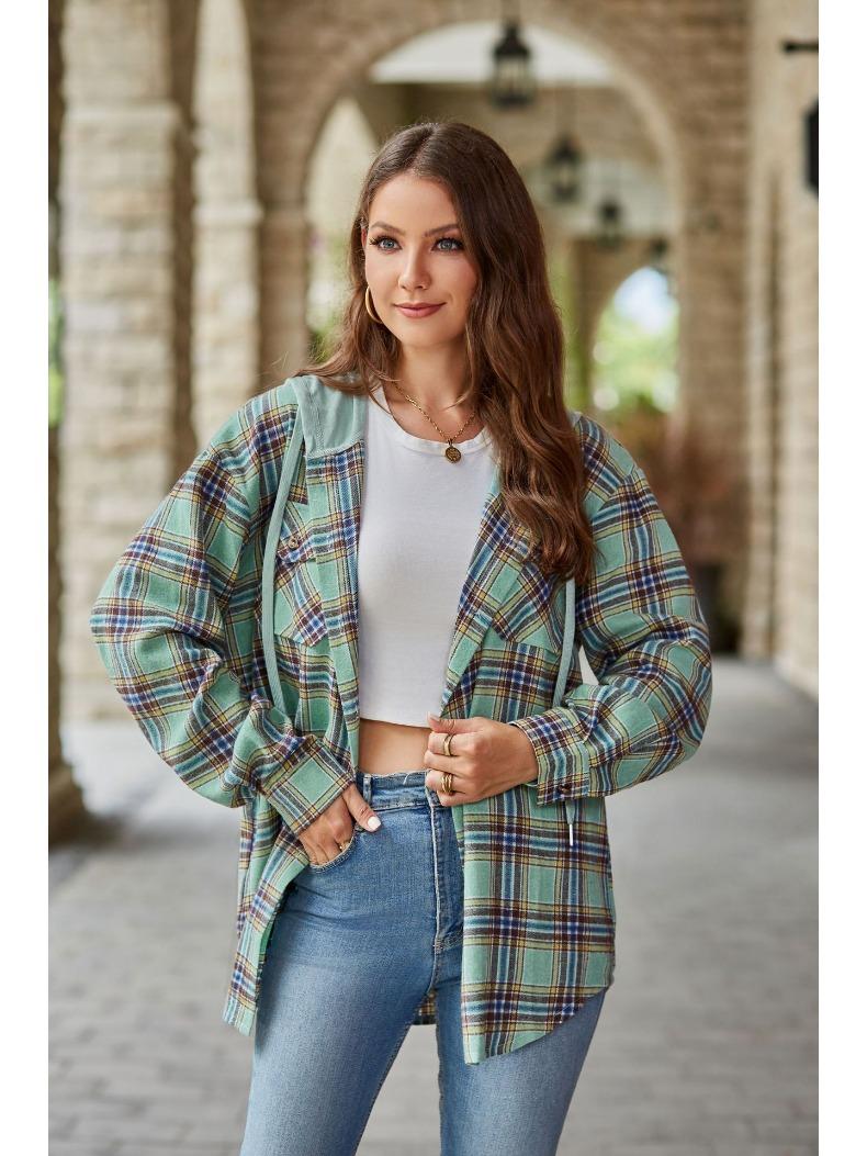 Осенне-зимний женский кардиган с капюшоном — фото 5