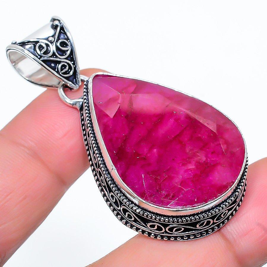 

Винтажный Рубин(Смоделированный) Этническая ювелирная подвеска ручной работы с драгоценными камнями 2,05 дюйма VR-2656