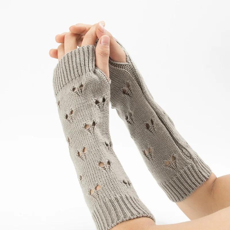 1pair Winter Warmer Women Gloves Stylish Hand Girls Lolita Arm Crochet Knitting Hollow Heart Mitten Warm Fingerless Gloves