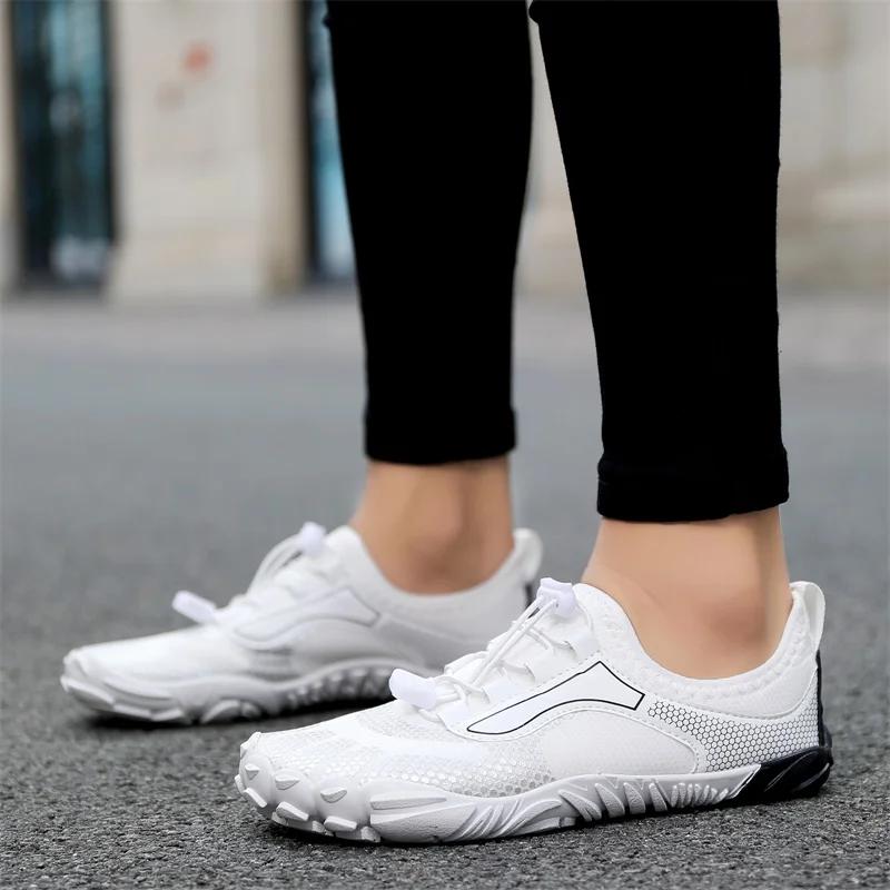 

Модные зимние теплые тапочки мужские уличные мягкие домашние туфли модные плюшевые мужские уличные нескользящие тапочки мужские хлопковые туфли 47