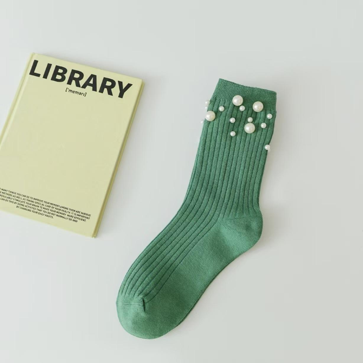 

1 пара женских модных носков, украшенных жемчугом, милые носки в стиле принцессы из телячьей шерсти в корейском стиле, аксессуары для одежды 35-40