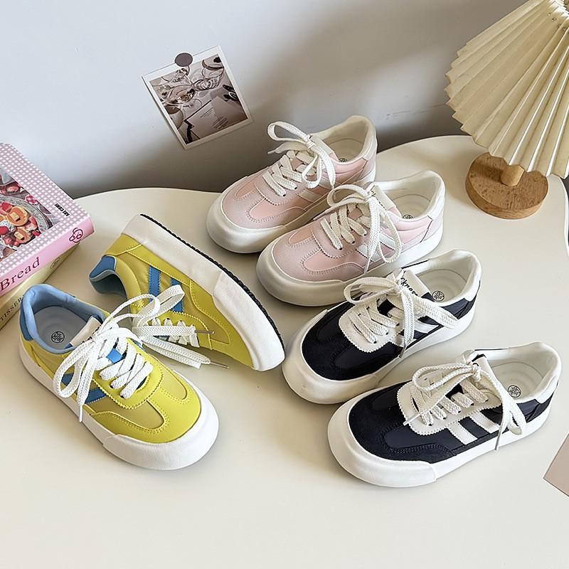 Fashion 2025 Hong Kong Style Vintage Flats hoes Ladies Agan Shoes Thick Platform Shoes Breathable Shoes Leisure Minority Agan shoes