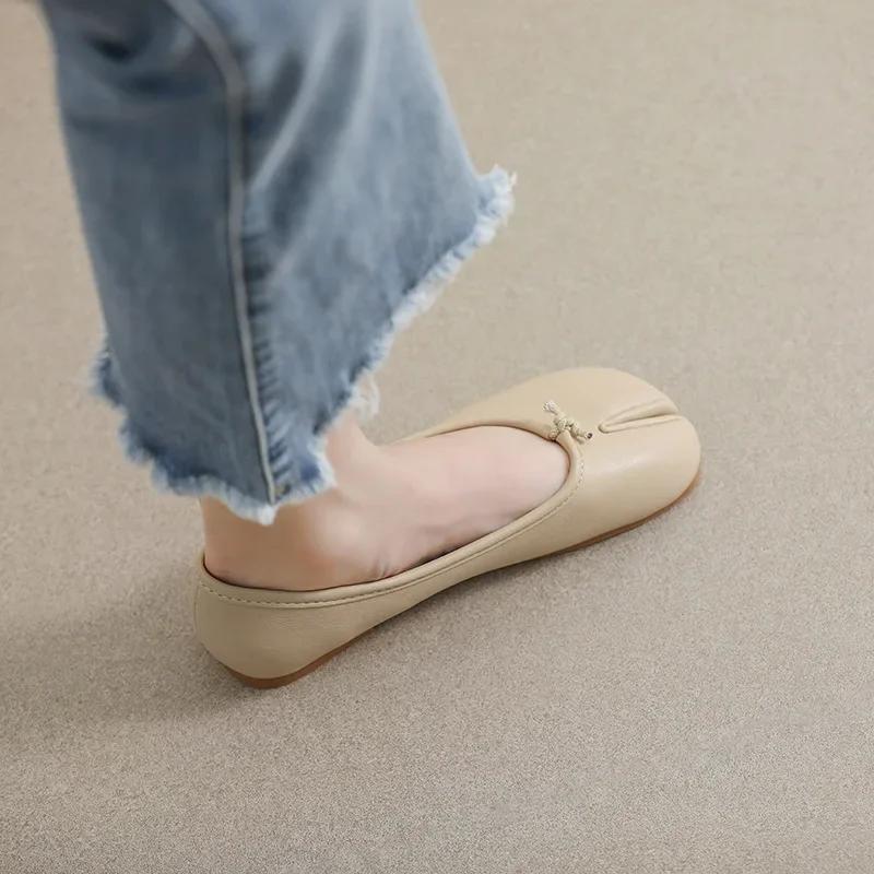 Kadın Düz Ayakkabılar Tabi Ninja Ayakkabılar Gümüş Mary Janes Tabi Ninja Düz Ayakkabılar Bölünmüş Burunlu Terlikler Yumuşak Tabanlı Loafer'lar Zapatillas Mujer Beden 43