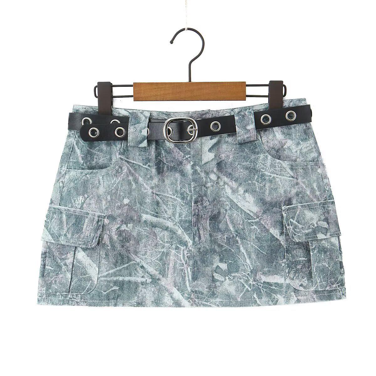 

2025 Spring Women s European-American Style Washed Print Skirt Large