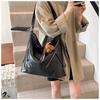 Ielgy Melade Retro Backpack Trendy Fashion Casual Large-Capacity Tote Bag