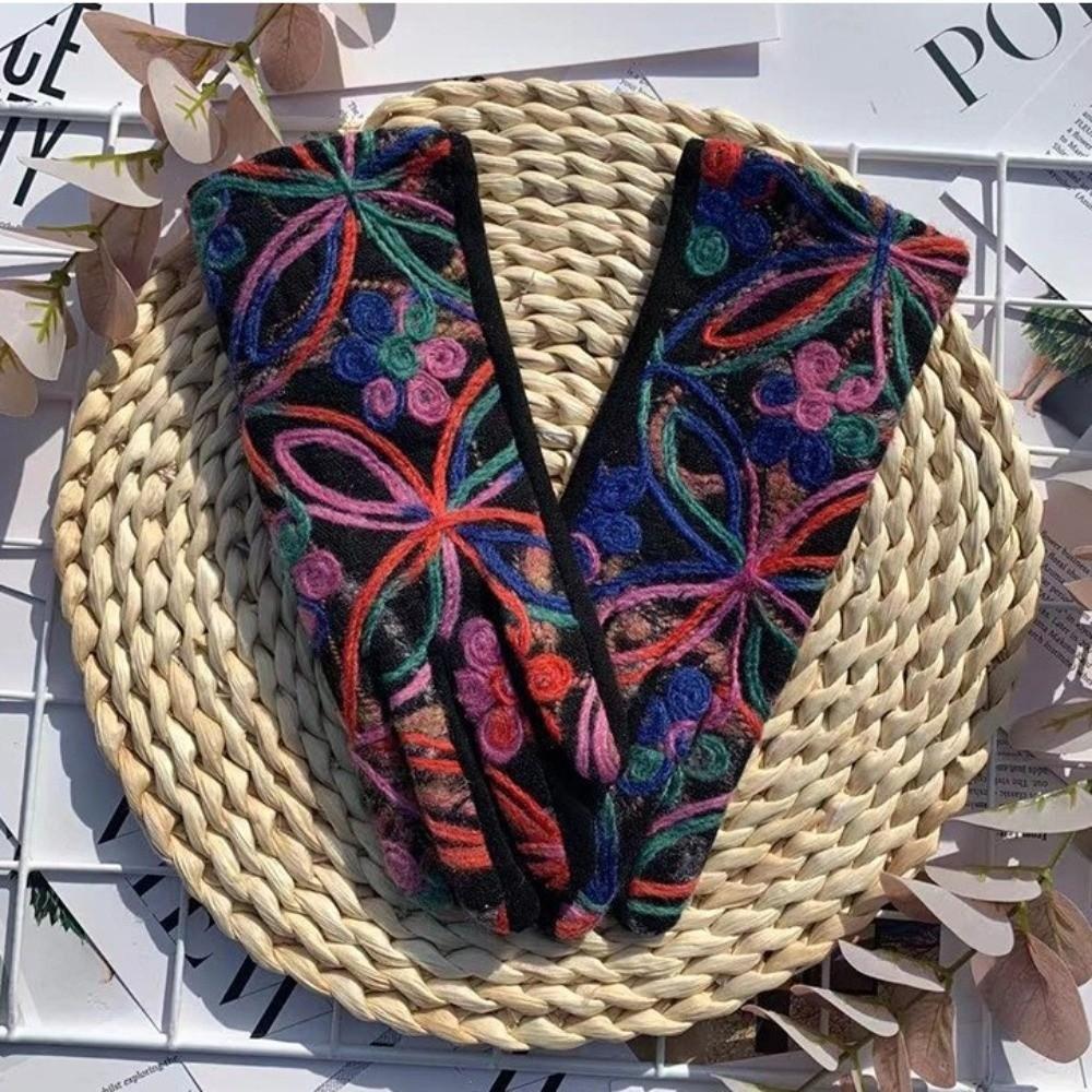 Touch Screen Warm Gloves Embroidered Women Mittens Ethnic Style Outdoor Cycling Gloves