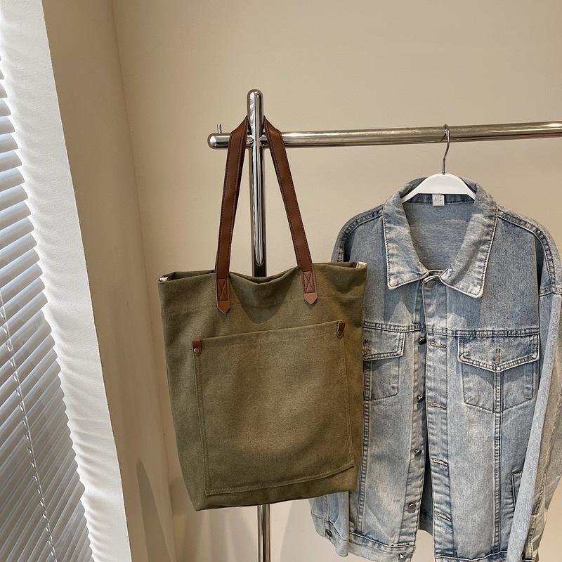 

Нишевая ретро холщовая сумка женская новая большой вместимости повседневная сумка на плечо для класса, сумка-тоут для поездок на работу зелёный