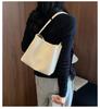 Stylish Korean Woven Underarm Bag – Trendy Mother-Child Shoulder Handbag for Casual Commute