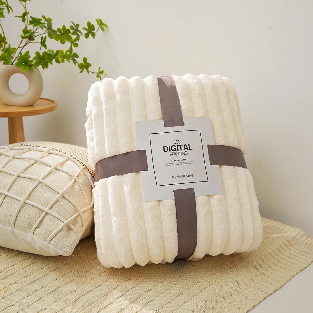 Wide Ribbed Flannel Fleece Blanket 300Gsm Ultra Soft Plush Throw Blanket Microfiber Cozy Warm Blanket For Couch Bed Sofa Travel