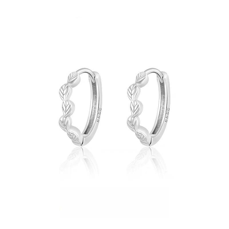 

Leaf Texture Ear Buckle Female Mori Small Fresh Simple Earrings Niche Design Versatile Earrings