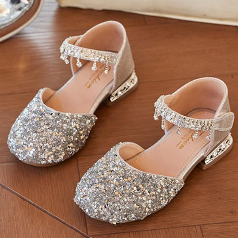 

*Hot Sale Sotf Kids Elegant School Banquet Flat Walking Shoes Baby Girls Summer Princess Fashion Cute Crystal Sequin Sandals 27 срібний