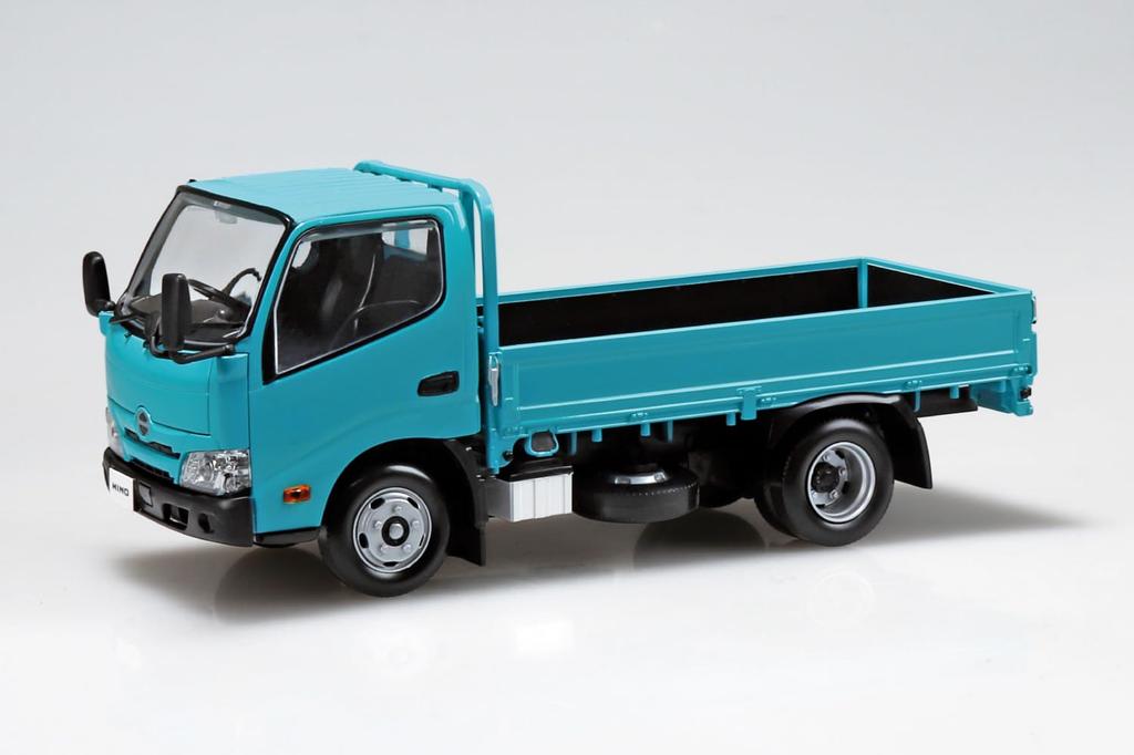 Aoshima Bunka Kyozai Rakupura Snap Kit Hino Dutro Flatbed Scale Plastic Model Kit Co., Ltd. (AOSHIMA) No. 23-TE (Turquoise) 1/32 Pre-colored
