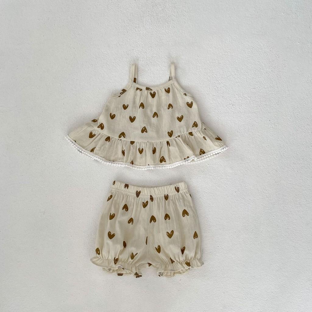 

Cute Summer Baby Girl Outfit Set With Heart Pattern Sleeveless Top And Shorts For Ages 0 To 3 Years 66CM/25.98in