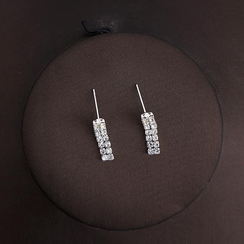 

2023 Bridal Clip-On Earrings: Non-Pierced Dangle Earrings for Weddings & Evening Gowns