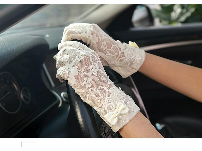 Women's UV Protection Summer Gloves: Thin Ice Silk, Lace, Elastic, Non-Slip, Touchscreen for Driving, Cycling, Electric Scooter