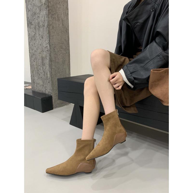 

Xiaoxiangfeng inner heightening thin heel elastic thin boots 2025 autumn and winter new retro pointed small versatile Martin boots 40 верблюд