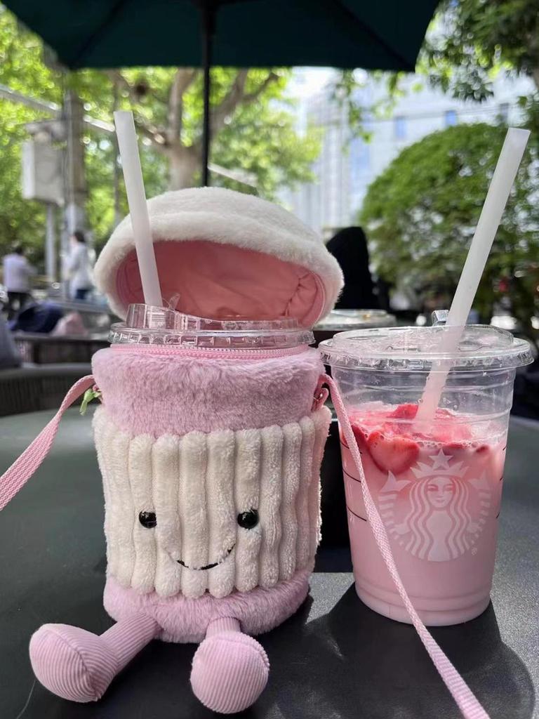 British Cartoon Coffee and Messenger Bag Set: Women's Plush Toy & Milk Tea Cup Bag Gift