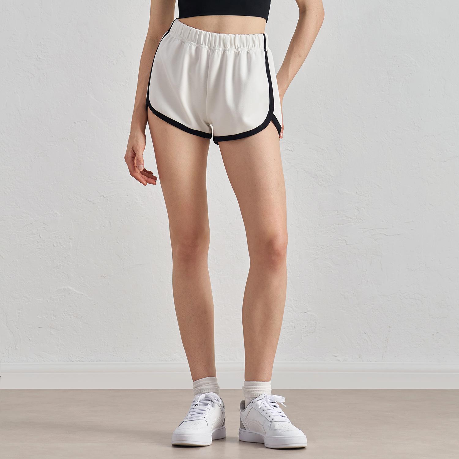 

Tongji American Retro Patchwork Black Yoga & Running Shorts for Women L