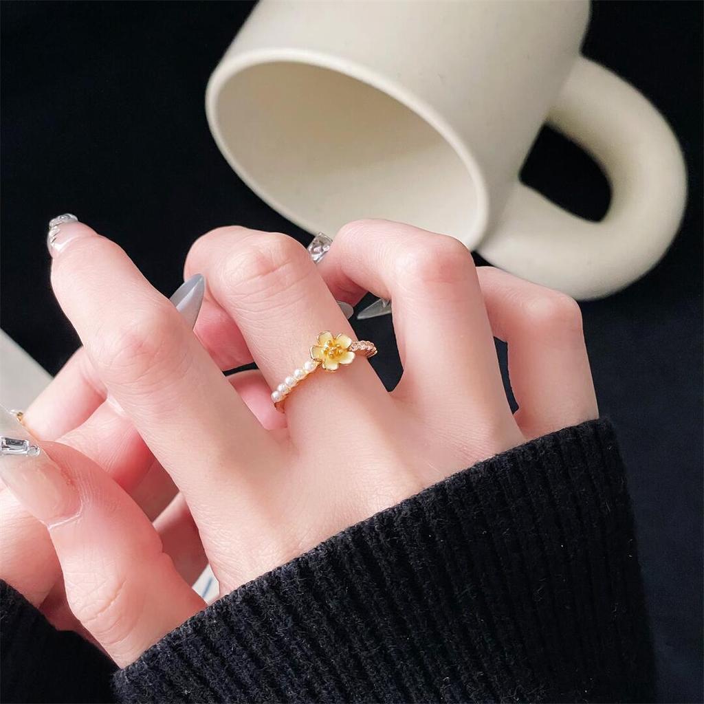 Gold Flower Diamond Zir*****Pen Ring Fashion Flower Niche Design Retro Elegant High Sense Ring Female