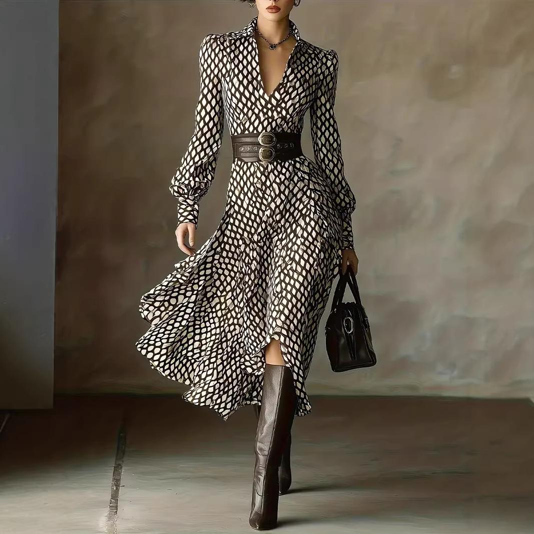 Women Black White Geometric Print V Neck Bell Sleeve Asymmetrical Hem Maxi Dress XS