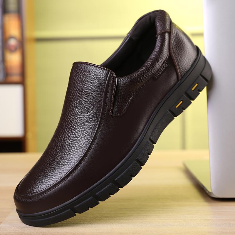 Hochwertige Leder Herren Freizeitschuhe Italienische Luxusmarke Herren Loafer Atmungsaktive formelle Herren Abendschuhe Slip-on Autofahrerschuhe